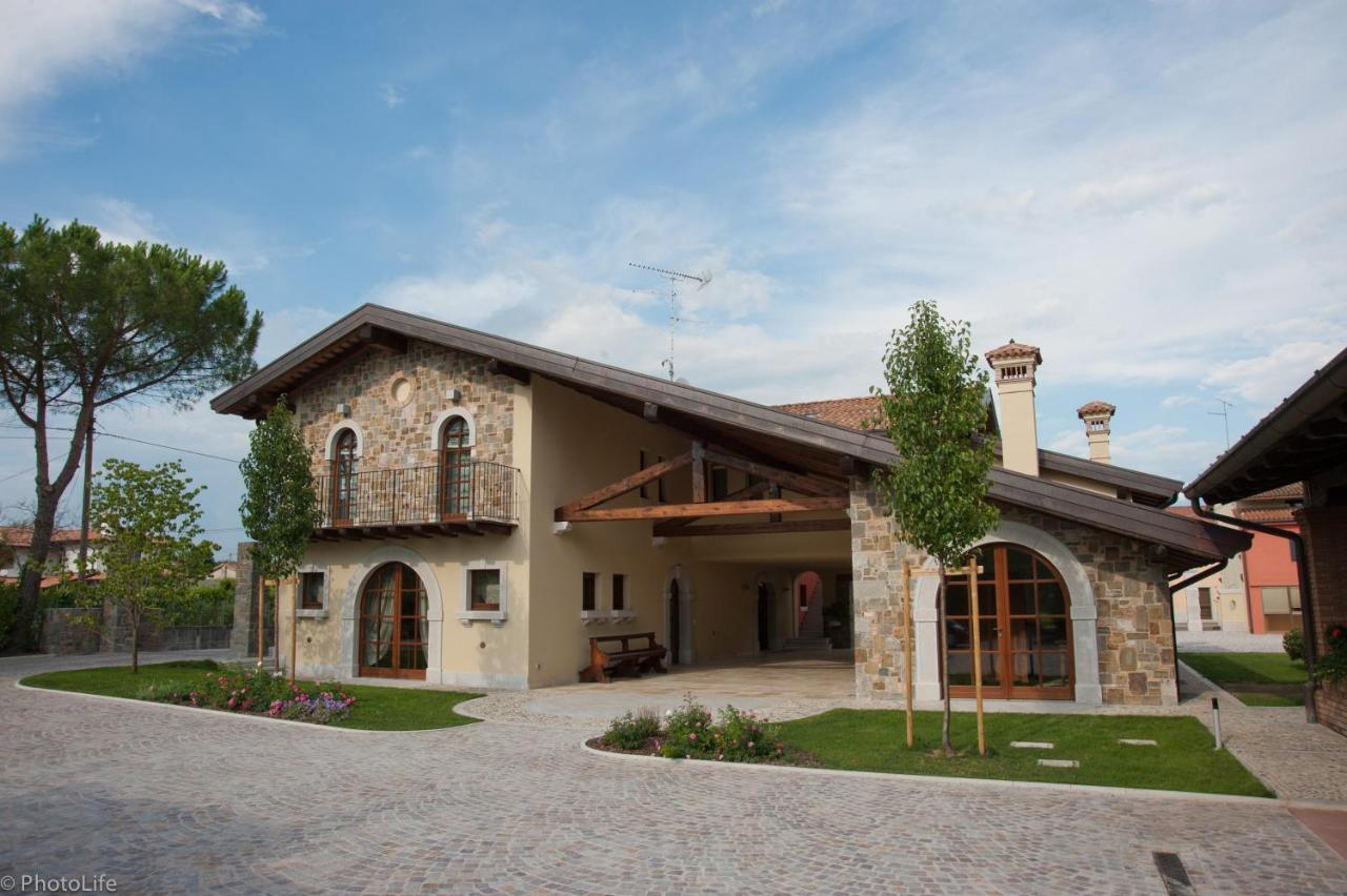 Wine Resort Luisa Mariano del Friuli Екстериор снимка