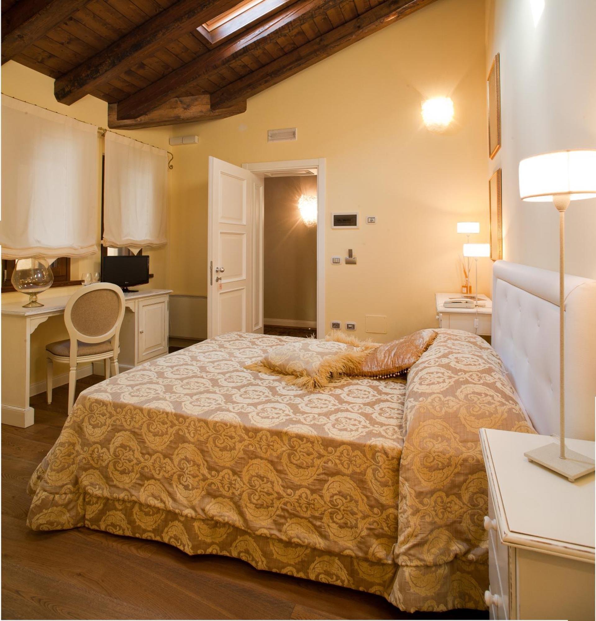 Wine Resort Luisa Mariano del Friuli Екстериор снимка